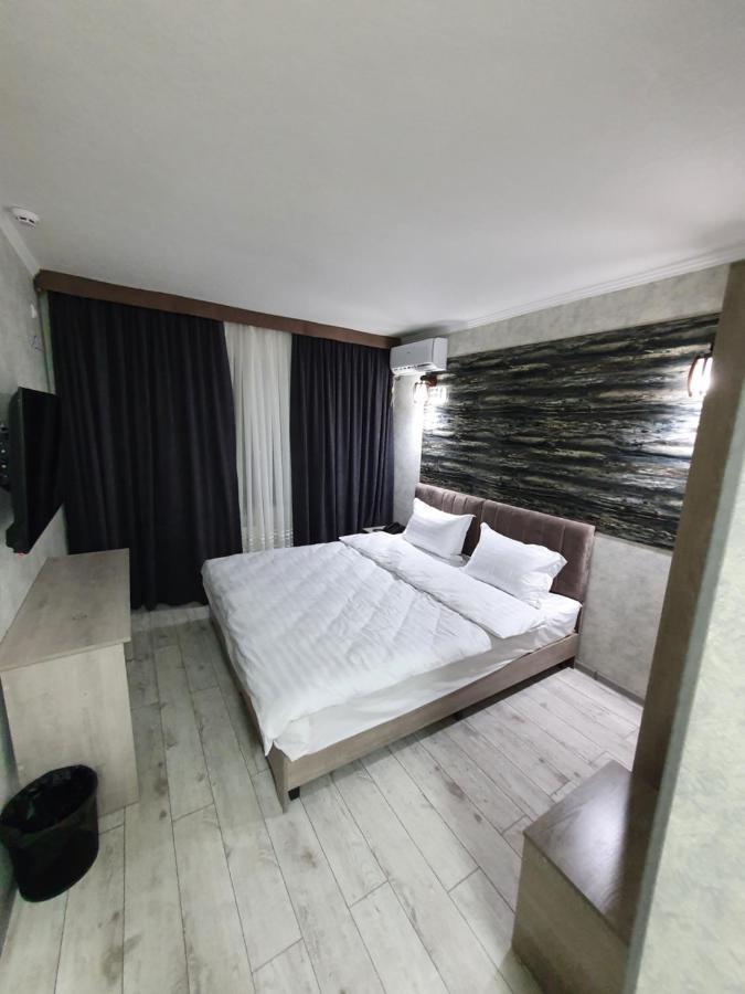 Artist Regenci Hotel Tasjkent Eksteriør bilde